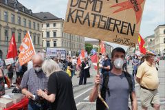 Open-Air Kundgebung: Stopp G7 - No to NATO